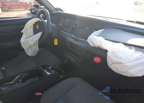 2003 Ford Crown Victoria Police from USA, damaged, VIN 2FAHP71W13X199226